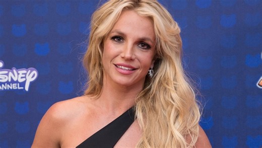 Britney Spears Memoir Reveals: Her Father Called Her FAT, Made Her Eat A Strict Diet For Two Years, And Her Requests For Real Food Were Denied - Daily Soap Dish