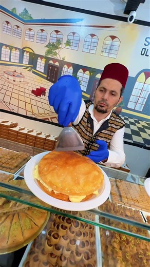 Famous Syrian Ramadan Sweets 🌙 Al-Nahesh and Al-Wardat… a true taste of heritage, lovingly prepared to complete your Iftar moments with the authentic flavors of Syria and the warmth of the blessed month of Ramadan 🍯🤍 Timeless flavors that return every year with a beautiful Ramadan story. 📲 Order by WhatsApp us at 60 11-1133 4851 📍 Visit us at: 3, Jalan Excella, Excella 3/Ampang Kuala Lumpur, Taman Ampang Hilir, 55100 KL. #SyrianRamadanSweets #TasteOfHeritage #RamadanFlavors
