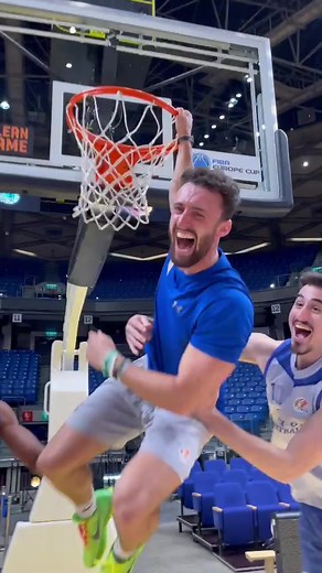 ‏FIRST DUNK EVER 🏀🏀🏀🏀🏀🏀🏀🏀🏀 | dunk