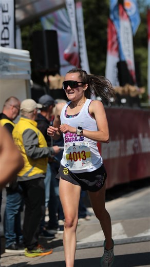 𝐐𝐮𝐚𝐧𝐝 𝐭𝐮 𝐭’𝐚𝐩𝐩𝐫𝐞𝐭𝐞𝐬 à 𝐩𝐚𝐬𝐬𝐞𝐫 𝐝𝐞 𝟐𝟎𝟐𝟓 à 𝟐𝟎𝟐𝟔… 💫 Avec la même détermination que Lucile Mary, 2ᵉ du 10 km des Sables d’Olonne. ➡️ En route vers 2026 | Semi Marathon des Olonnes