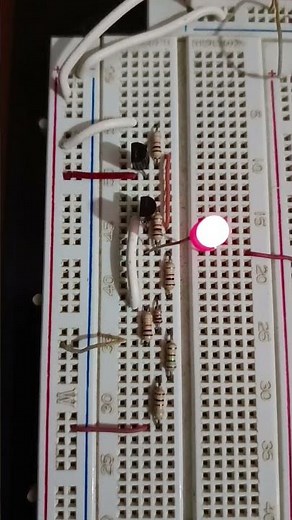 AND Logic Gate Created With Transistors