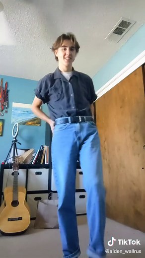 1960s Greaser Fashion Inspiration: Men's Simple Jeans Outfit