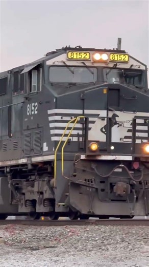 NS6156 trails on NS 12G! #train #norfolksouthern #locomotives #railfanning #railway #shorts #rails