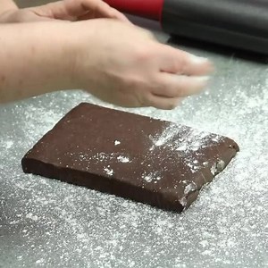 177K views · 303 reactions | Our Black Forest Tart is a modern interpretation of the classic dessert! This tart contains a chocolate sable shell, chocolate mousse, white chocolate Chantilly cream and sour cherries, finished with a chocolate spray and chocolate bark garnish  Access the full recipe and video tutorial with a Savour Online Classes subscription. #blackforest #blackforestart #blackforestcake #savourschool #kirstentibballs | Savour Chocolate and Patisserie School | Facebook