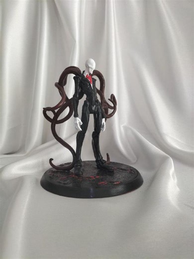 Slenderman Figure: Handmade Gothic Horror Decor, 3D Printed - Etsy Canada