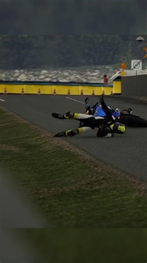 Physics of Failure: GSX-R1000 Lean Angle Wheelie & Highside [Unfall] 📉