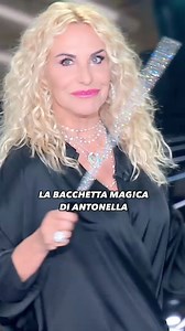 Da una grande conduttrice, derivano grandi magie 🪄 #TheVoiceKidsIt | The Voice of Italy