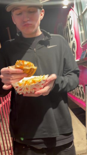 🔥 One Bite… and a Big Win! 🔥 Today at The Rolling Stoves, one of our customers took on the Prize Wheel Challenge! 🎡 They spun for a discount—but only if they agreed to do a One Bite Review right at the window… on camera. 😳📹 What happened next? Pure gold. From the spin ➡️ to the bite ➡️ to the reaction you won’t want to miss. If you love food truck energy, big flavors, and even bigger personalities, this one’s for you. 🎥 Watch the full spin, the full bite, and the full vibe. 👇 Drop a comme