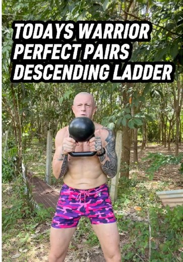 🎯 Today’s Warrior Perfect Pairs Descending Ladder ✅ Simple & Effective My 2-exercise descending ladder protocol ➡️ One kettlebell, two exercises and descending ladder 🤲 Today’s Perfect Pair Orbit X followed by Alternating Thrusters performed in Supersets Orbit slow and deliberate 1 reps is both sides ➡️ Ladder is first set 10 reps, followed by 9, then 8, 7, 6, 5 and so on to 1 reps. ➡️ Equals 55 reps both sides. Perfect for those busy times when you just need to get shit done but need to raise