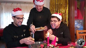 Christmas Mouth Guard Challenge! Have a merry Christmas! 🤣 Youtube: https://youtu.be/NYLVqT68Gy4 | Deaf Onno Jansen