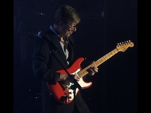 HANK MARVIN / Shadows LIVE "The Frightened City"