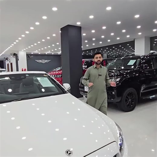 Explore the 2021 Mercedes C180 Luxury Experience