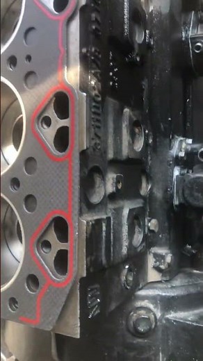 Headgasket installed on Perkins 4 cylinder engine