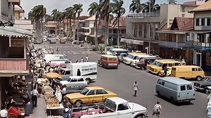 Straatbeeld marktleven in Paramaribo, Suriname 🇸🇷 (1975) | Surinamcard.com