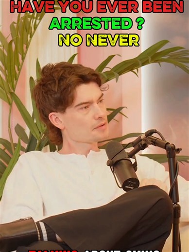 WillNE wants to be arrested for GBH 🚨From wanting a mugshot to stealing credit cards for Runescape 😂 He’s unhinged.#willne #runescape #fortnite #podcast #savinggracepodcast