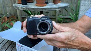 51K views · 236 reactions | ScubaLab Director, Roger Roy previews the features of the new SeaLife Micro 3.0 camera which include: • SONY® 1/2.3” Sensor & 100° Wide Angle Lens • 64GB internal memory • 4K@30fps or 1080p@120 fps Video • Easy to use “Piano Key” controls | Scuba Diving Magazine | Facebook
