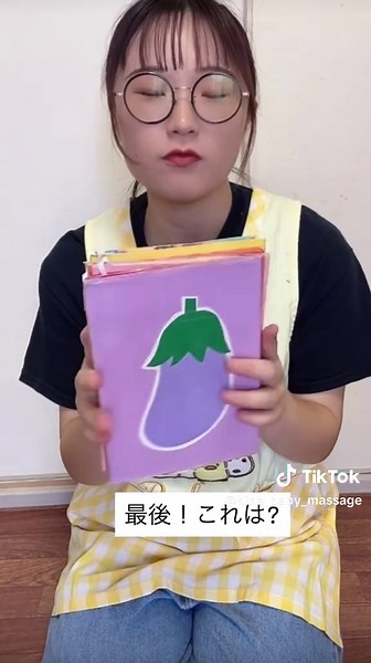 大学生が手作りした自己紹介カードの魅力