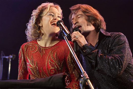 Watch Kate Hudson and Hugh Jackman Have a Blast Recording 'Cherry, Cherry' for “Song Sung Blue” (Exclusive)