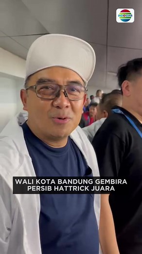 Wali Kota Bandung, Muhammad Farhan sangat gembira Persib kembali raih gelar untuk ketiga kalinya secara beruntun🏆 #BRISuperLeague #IndosiarSports #IndosiarRumahSepakbolaIndonesia