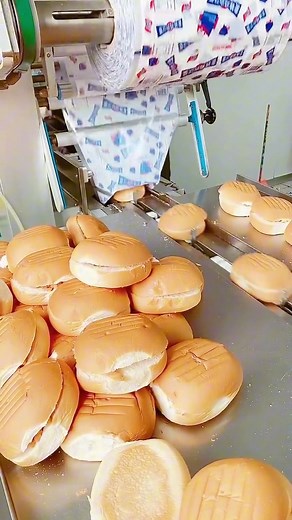 5.6M views · 10K reactions | Bread packing | KING PACK Solutions Limited | Facebook