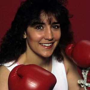 She was a championship boxer. She was stabbed and shot. Her husband says he was afraid for his life. But he only had a cut on his hand. Who started the fight? https://cbsn.ws/3xYTrC2 | 48 Hours