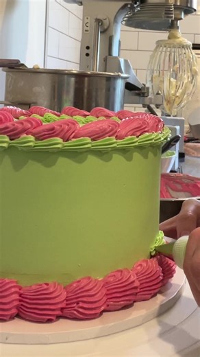 Baking Mishaps: A Story of Cake Decorating Fails