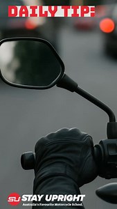 14 reactions | Daily tip: Cover your controls in traffic. Fingers on the brake and clutch buy you precious reaction time when cars do something unexpected. Stay sharp. Stay upright. #WednesdayWisdom #RideSmart #MotorcycleTips #StayUpright #TwoWheels #TrafficSkills #BikeLife | Stay Upright Australia Rider Training | Facebook