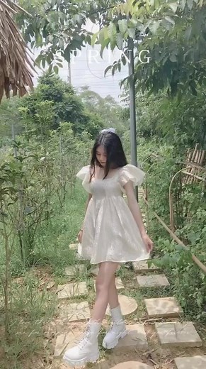 Lush Garden Fashion: Dazzling Outdoor Dress Showcase