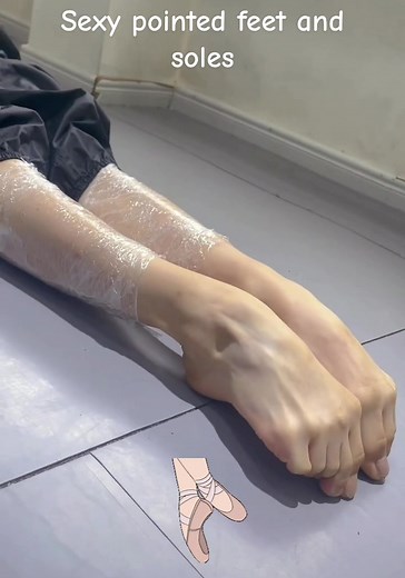 Chinese Ballerina Home Exercise: Before and After Ballet Feet