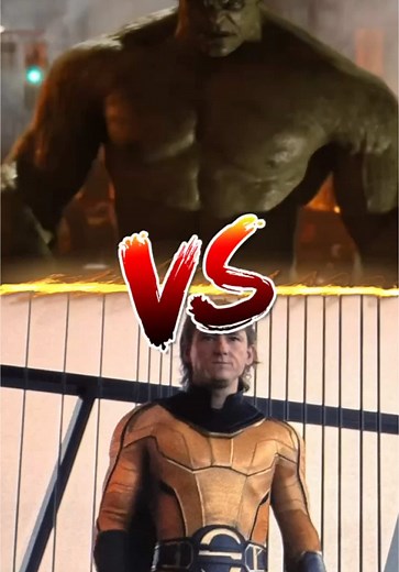 Hulk VS Sentry: Epic Showdown in Marvel Comics