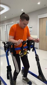 T11 complete #spinalcordinjury pushes himself forward while bearing his weight #epiduralstimulation
