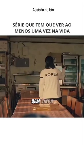 GOLD CAST on Instagram: "👉 Nós siga @gold_cast_ para descobrir aquele seu novo filme favorito. Em Intensivão de Amor, Choi Chi-Yeol (Jung Kyung Ho) é um instrutor de matemática superestrela, disputado por milhares de alunos que sonham com a universidade. Apesar do carisma diante das câmeras, ele carrega traumas do passado e vive de forma isolada e desconfiada. Sua rotina controlada vira de cabeça para baixo quando cruza o caminho de Nam Haeng Sun (Jeon Do Yeon), uma ex-atleta determinada que cr