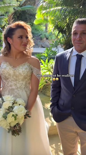 Heartwarming Moment: Bride Surprises Dad with Parents' Wedding Song
