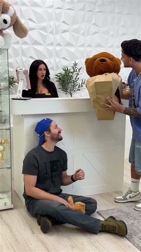 How to pick up woman!😂🤣😅