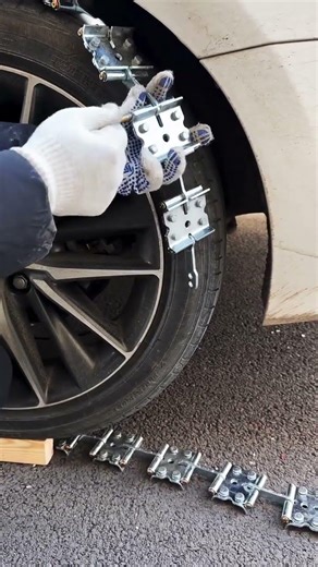 Adjusting the pin: Use pliers to grip the pin and rotate it clockwise. This will disengage..