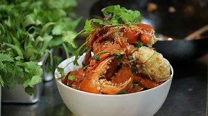 Chilli-tomato mud crab