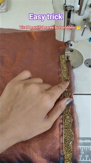 Easy magic trick...viral साड़ी पर लेस प्रॉब्लम 🤔🪄👇#yt #fashion #silaisikhe #Kcsilaiwali #sewing