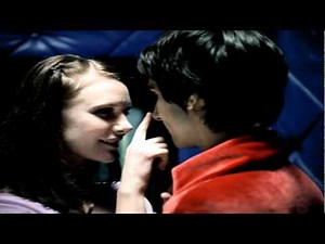Control Machete y Ely Guerra :: Amores Perros [Video Oficial] HD