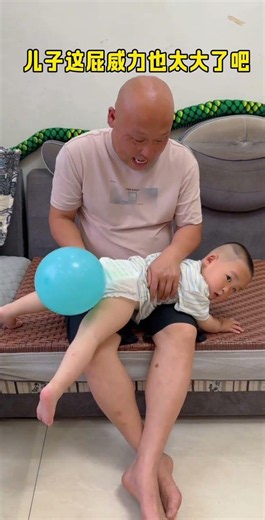 The stink of my son's clothes is too strong.