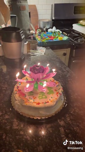 Musical Flower Birthday Candle: Unique Birthday Surprise!