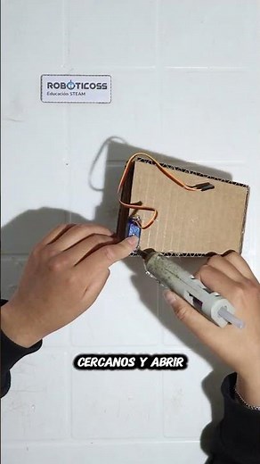 Automatic Trash Can with Arduino #robotics #arduino #steam #stem