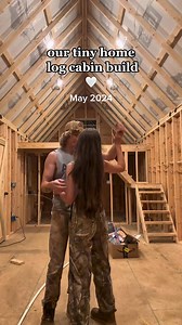 a year in the making 🤍 #tinyhouse #cottagecore #logcabin @Brad Brownfield | Pedrooliveira