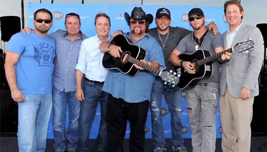 The Story Behind the Song: Jason Aldean, "Dirt Road Anthem"