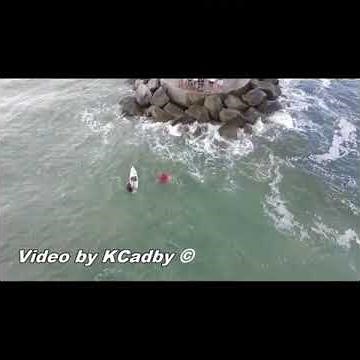 Boat SINKS entering Jupiter Inlet - 974854