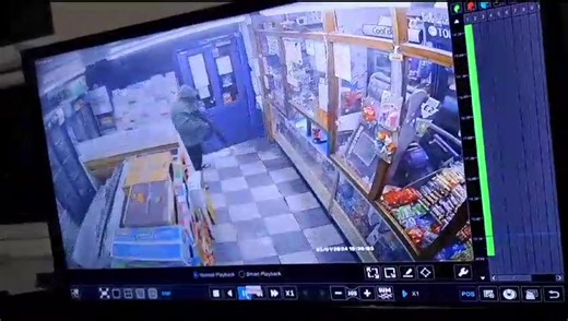 Reports of a man an walking around croxteth tonight firing a gun. #ShowcaseCinema | Life In Liverpool