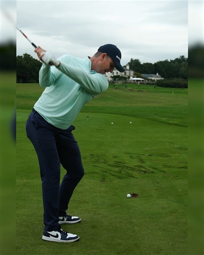 512K views · 2.8K reactions | Justin Rose uses his exaggerated pump drill to help make solid contact with the ball golf. ✍️ Get more tips from Justin in the Team Mustard app. | Golf Digest | Facebook