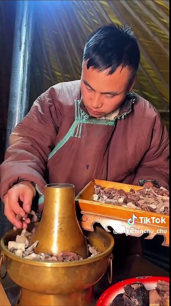 Nomadic Chef Unearths Snow-Buried Meat Treasures