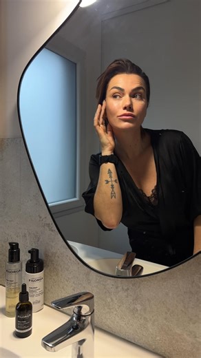 Charlène | beauty tips 🧖🏻‍♀️ | Pourquoi les peelings se font en hiver ? Parce que le risque d’hyperpigmentation est plus faible. Moins d’exposition aux UV = moins de... | Instagram