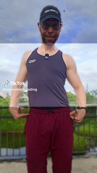 If you master the hip circle and the chest circle, you can do them together while walking - this is also the bachata basic step. Try it with me! Comment