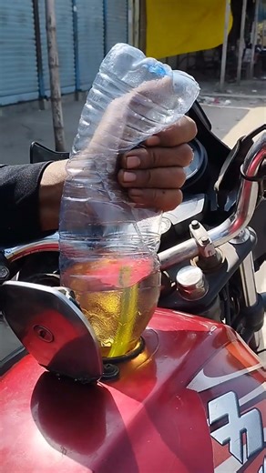 Petrol Drain Trick from superBike Tank | DIY Garage Tip Hack Using Plastic Bottle Cap Lifehack!🛢️🏍️